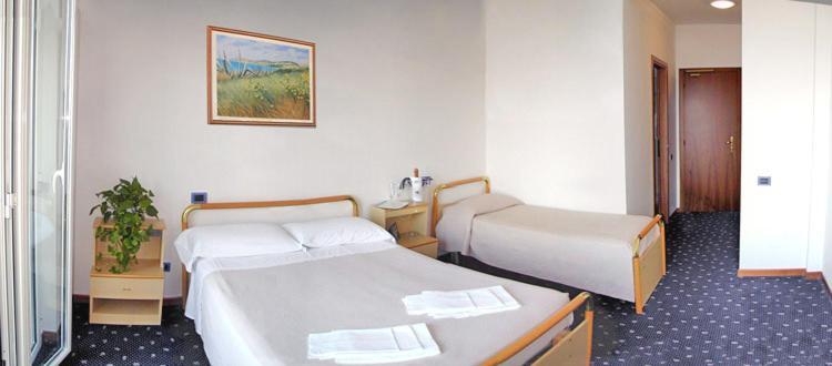 Medi Garden Hotel&Residence Alba Adriatica Kültér fotó