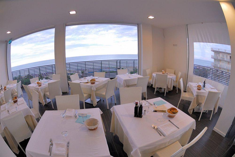 Medi Garden Hotel&Residence Alba Adriatica Kültér fotó